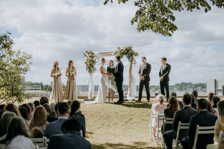 Freie Trauung in der Villa am Jachthafen